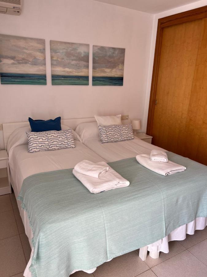Apartamentos Es Dolc Colonia de Sant Jordi Ngoại thất bức ảnh