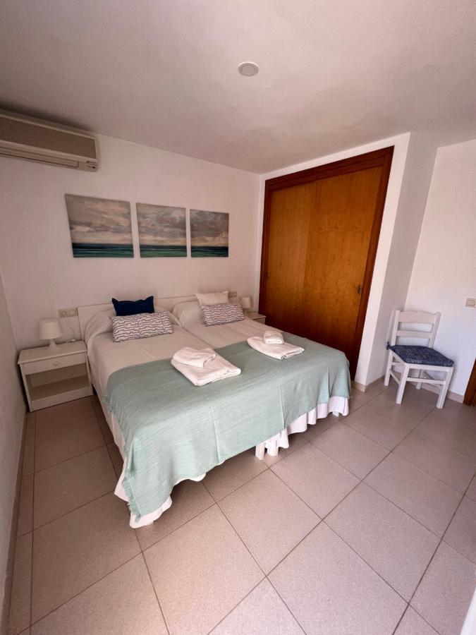 Apartamentos Es Dolc Colonia de Sant Jordi Ngoại thất bức ảnh
