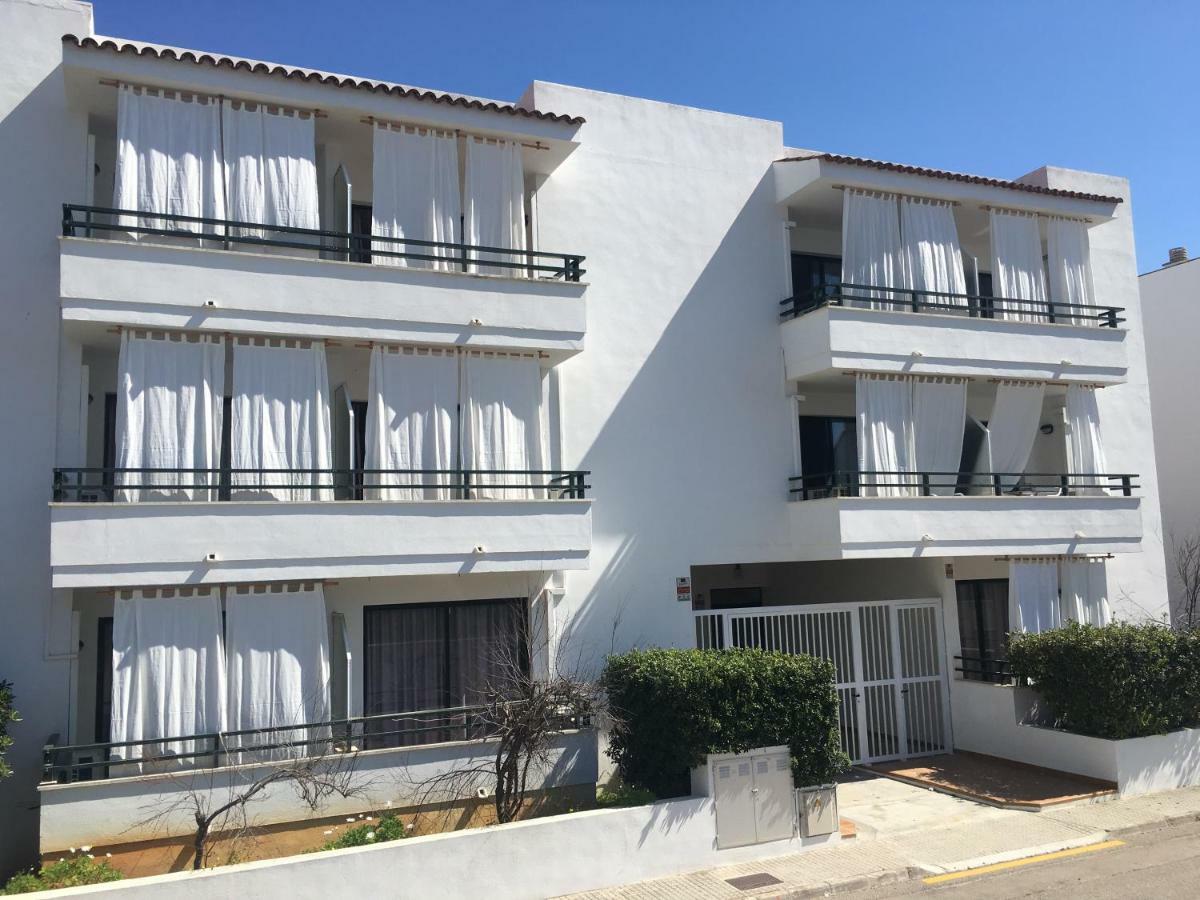 Apartamentos Es Dolc Colonia de Sant Jordi Ngoại thất bức ảnh